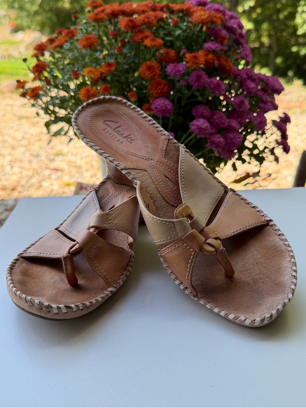 Clarks Artisan Tan Leather Wedge Sandals 9
